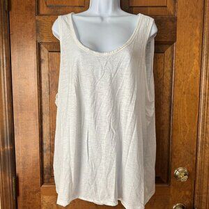 G.I.L.I. White Scoop Neck Tank Size 3X